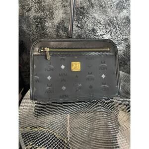 MCM clutch